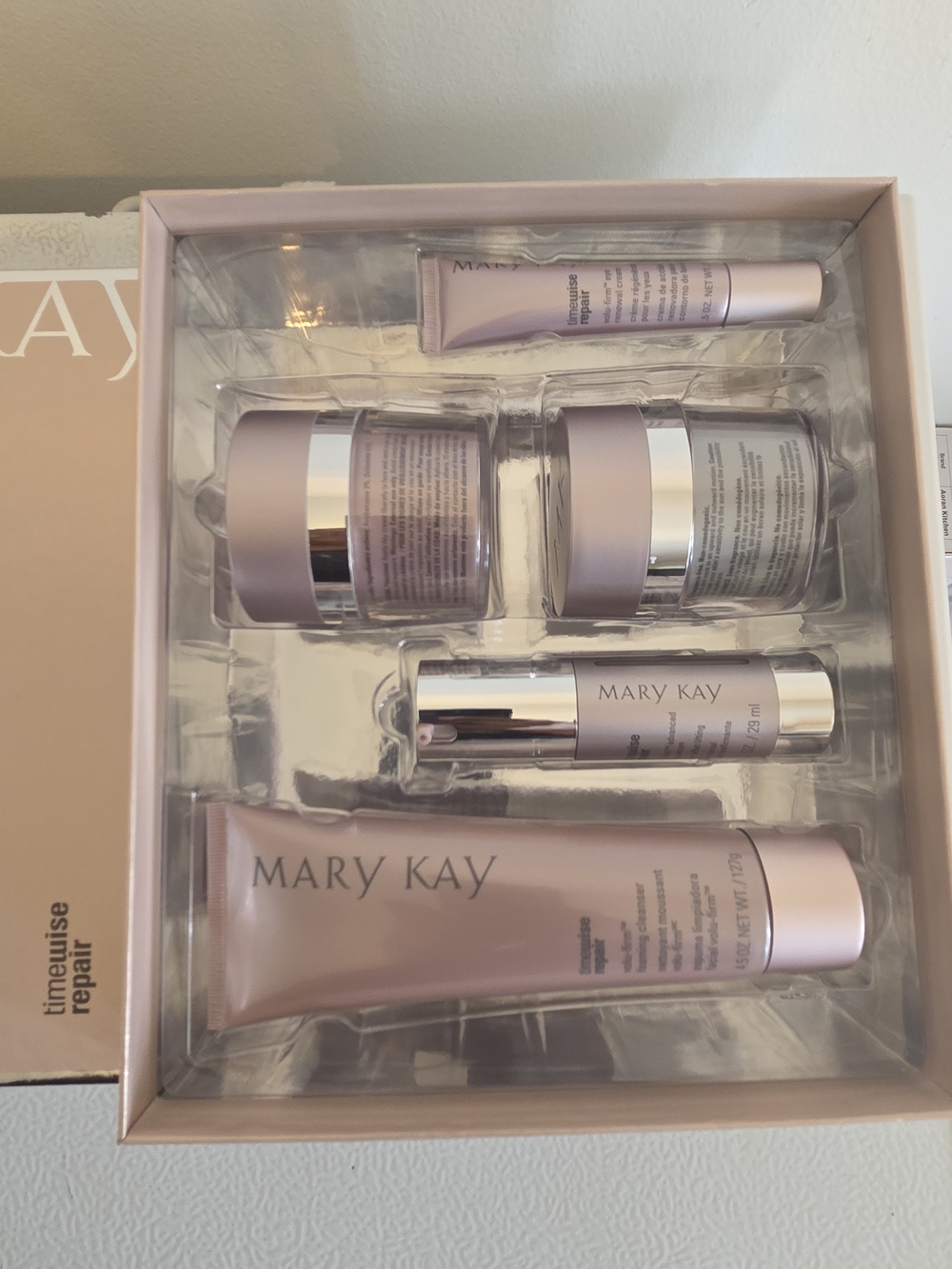 Mary Kay Timewise Repair Primer & Skincare Set - Light Pink
